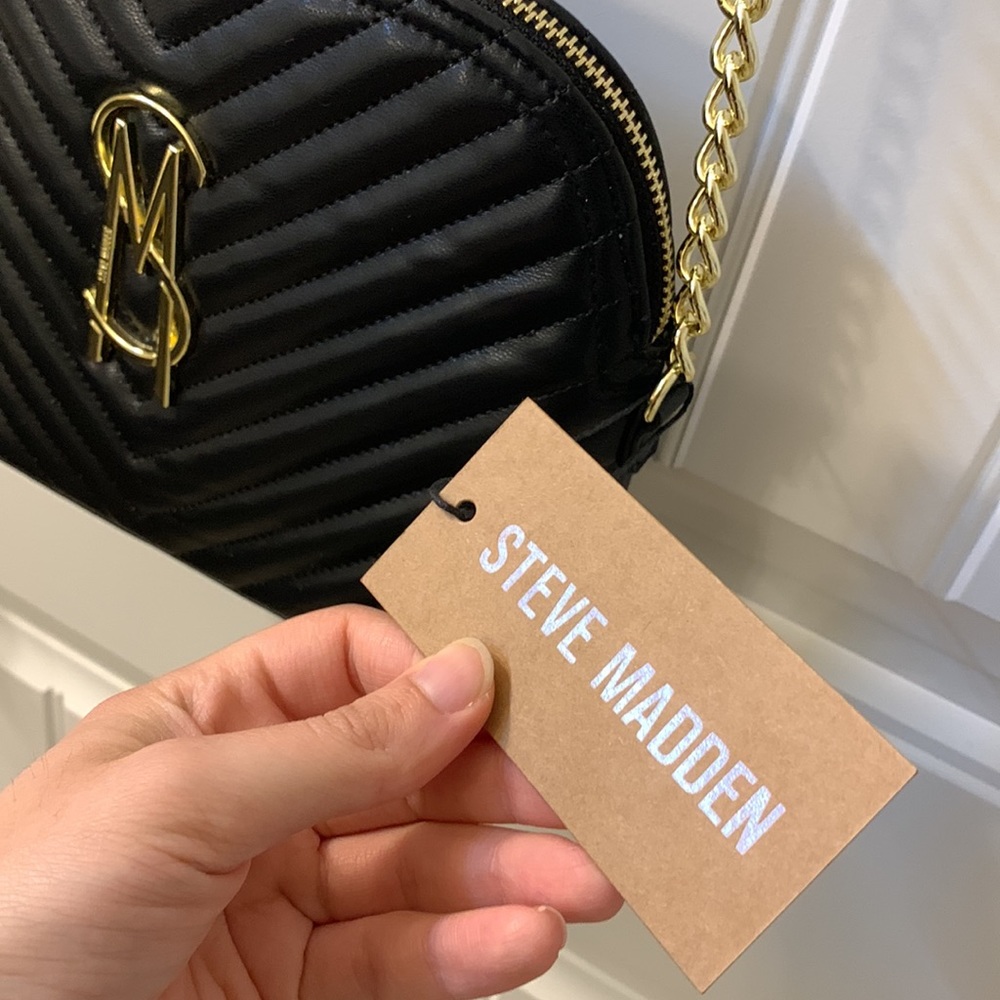 Steve Madden Chevron Leather Crossbody Bag - Picture 8 of 16